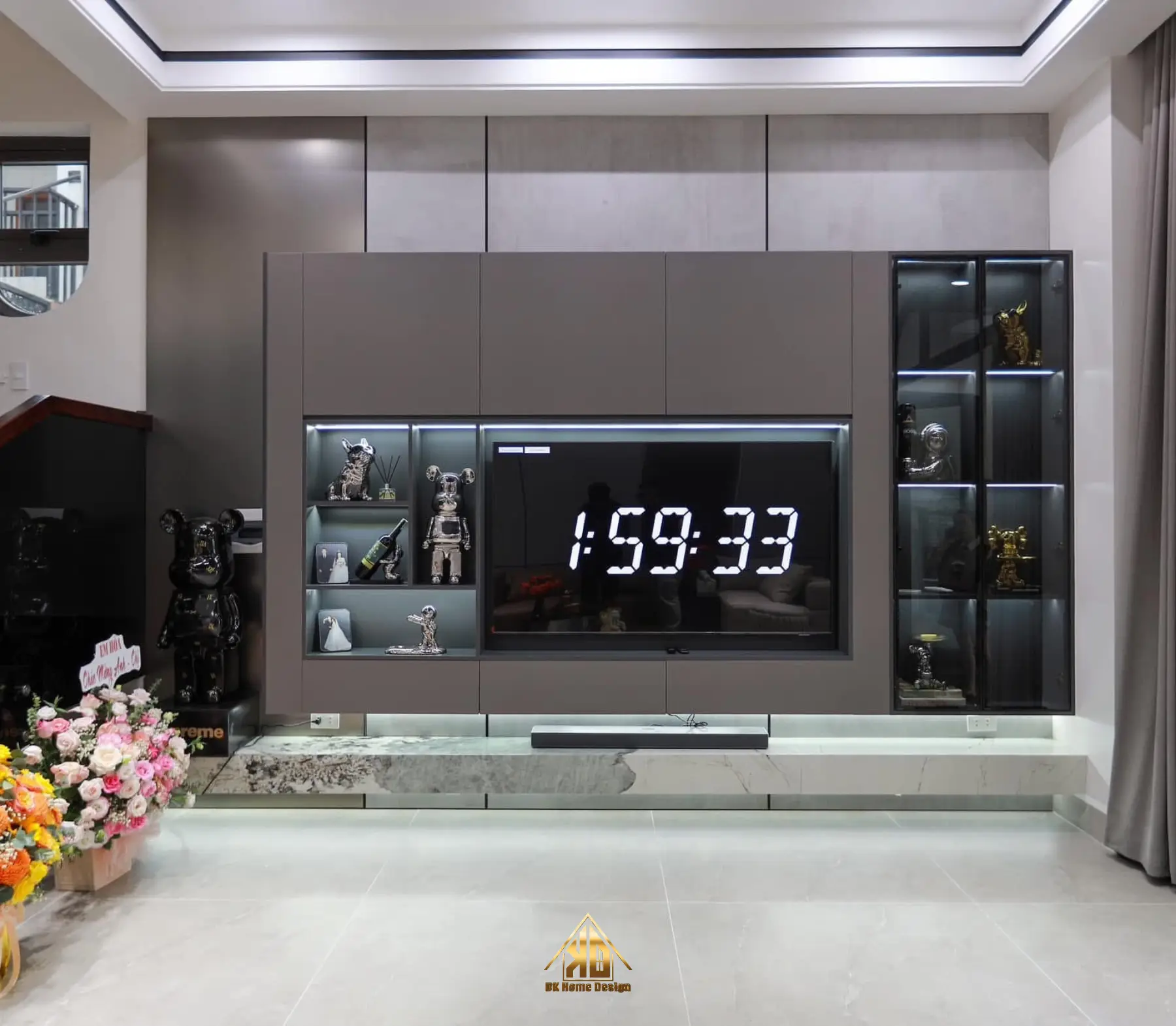 Ý tưởng thiết kế nội thất phòng khách nhà phố liền kề đẹp tại Đô Lương 9 Bề mặt cánh tủ Acrylic bóng gương cao cấp dùng cho nội thất phòng khách