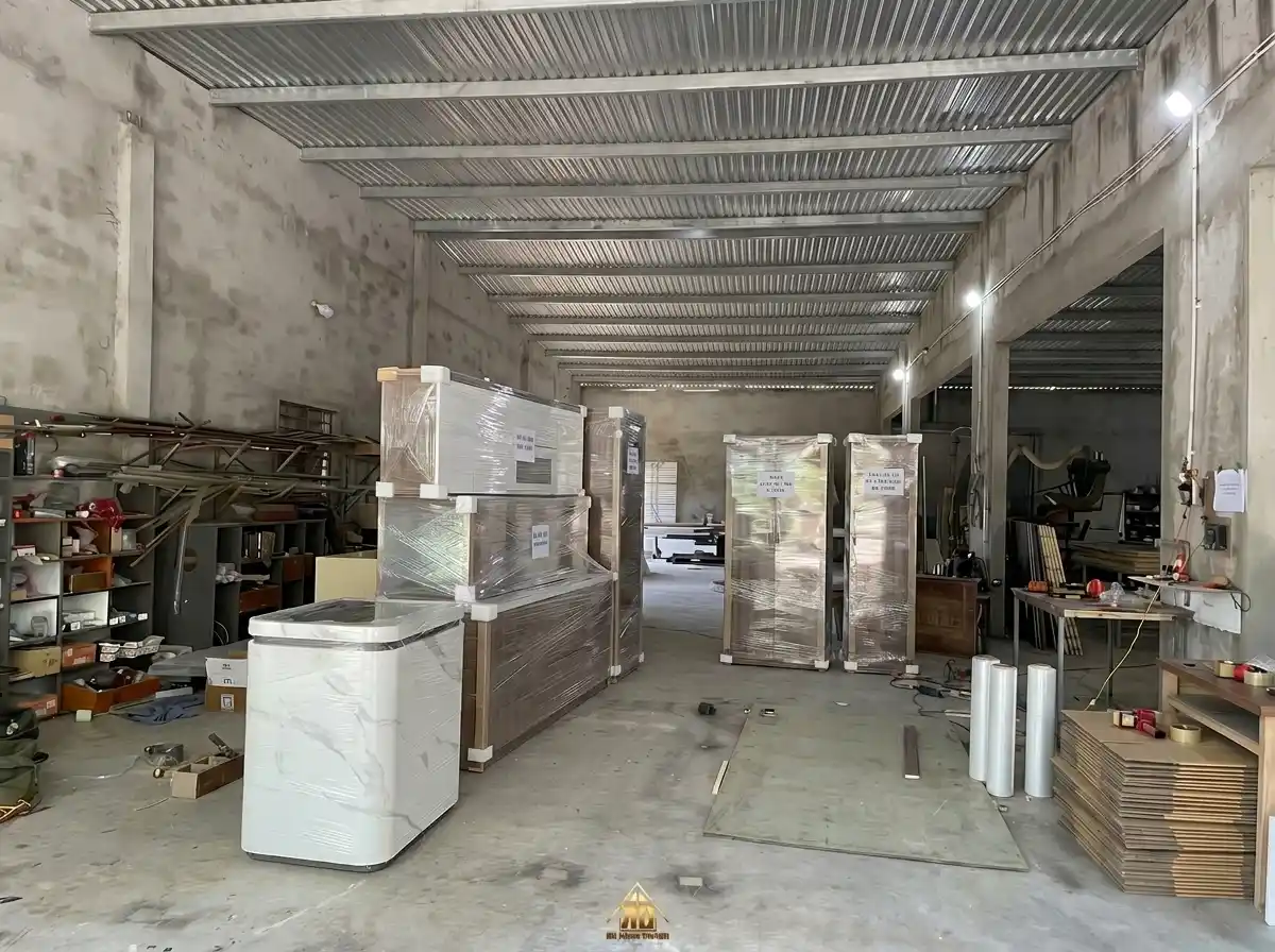 Thời Gian Hoàn Thiện Thi Công Nội Thất Trọn Gói Tại Đô Lương Nghệ An Mất Bao Lâu? Hạng Mục Và Quy Trình 6 Vận chuyển nội thất gỗ công nghiệp an toàn đến công trình