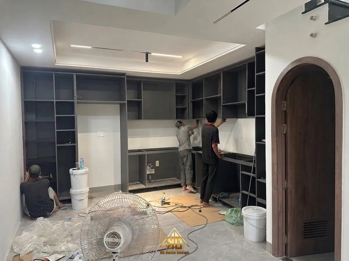 Xu Hướng Thi Công Nội Thất Trọn Gói Hiện Đại Tại Yên Thành Hot Nhất Năm 2026 17 Đội ngũ thợ mộc Nội Thất Đất Kỵ lắp đặt hoàn thiện tại công trình